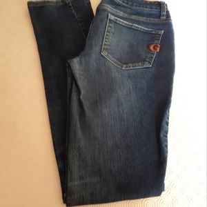 2/25$***Guess Sarah skinny jeans